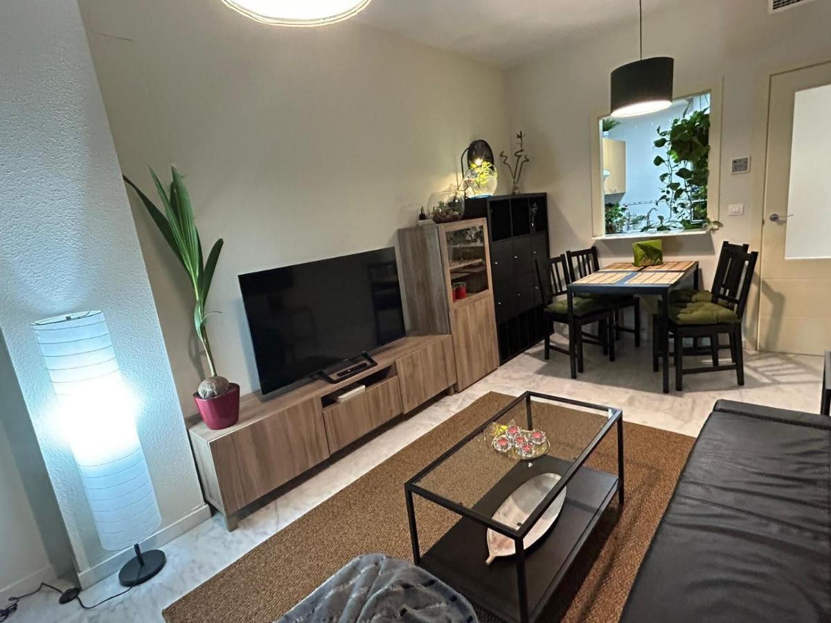 Apartamento Suite Torre Alta Parking Gratis Sevilla Buitenkant foto